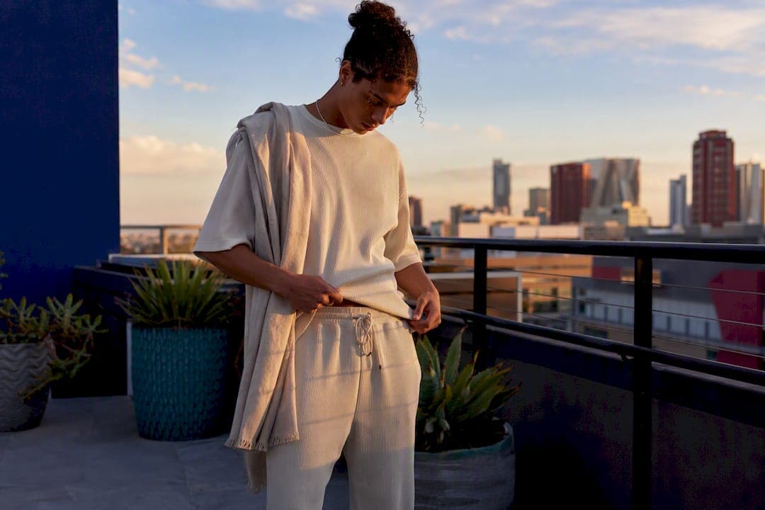 Elevated Loungewear Outfits That Work Outside the House